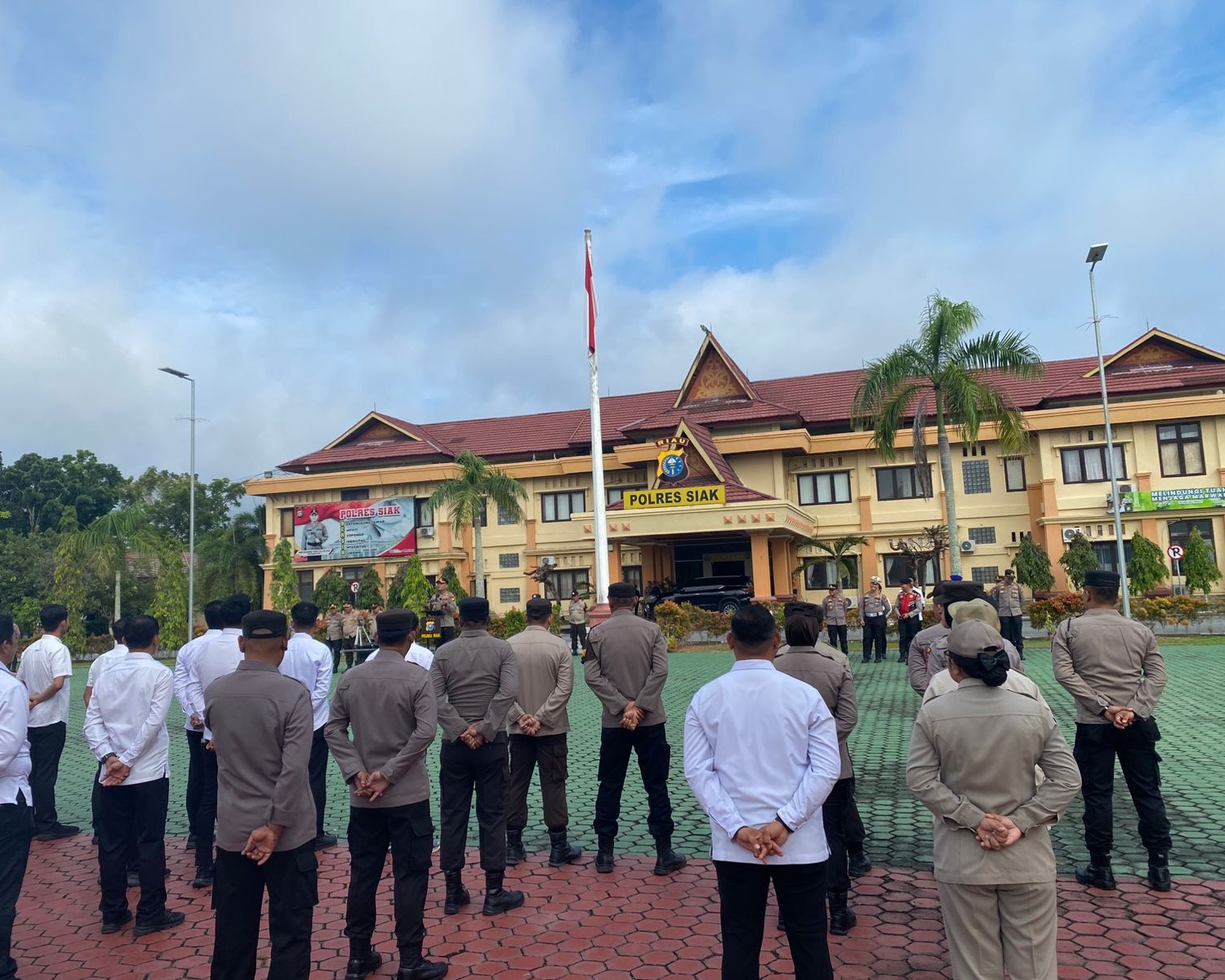 Kapolres Siak Pimpin Apel Pagi, Tekankan Disiplin Dan Dukung Program Kapolda Riau