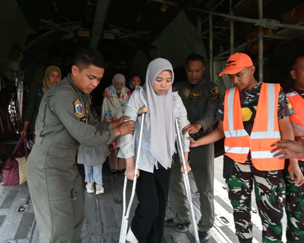 Posko Layanan Kesehatan Sikes Lanud SIM Aktif Layani Warga Terdampak Bencana Alam Aceh