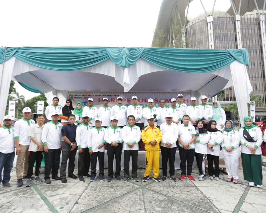 Sekdaprov Riau Hadiri Hari Peduli Sampah Nasional (HPSN) Ke 14 Tahun 2020