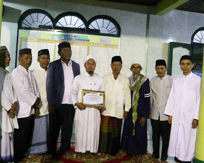 Hanafiah Lurah Tanjung Harapan Hadiri Maulid Nabi Muhammad SAW 1441 H 