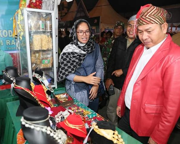 Bupati Nikson Nababan Membuka Pameran Pembangunan Tahun 2019, Dalam Memeriahkan Hari Jadi Ke 74 Kabupaten Tapanuli Utara