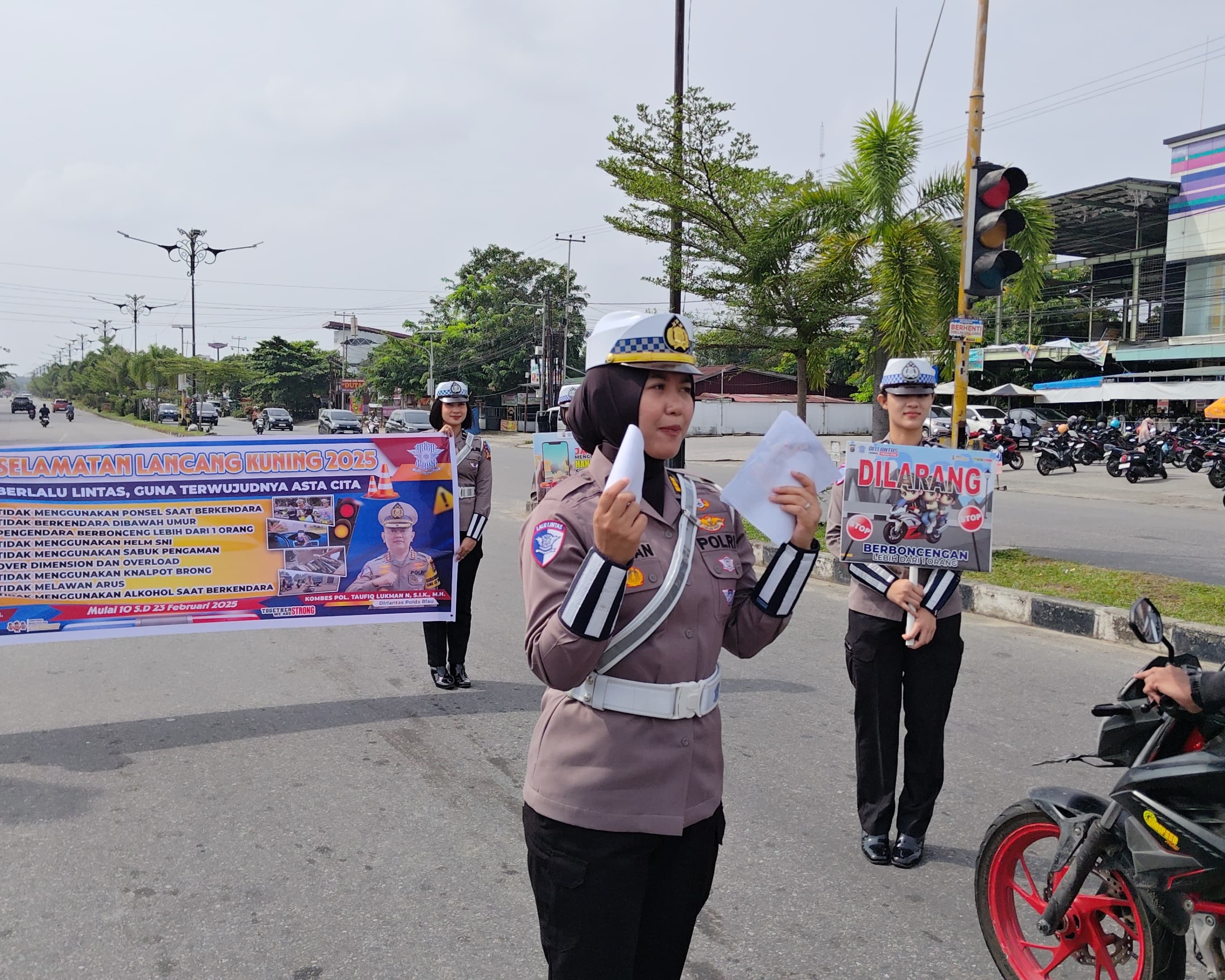 Hari Ke Dua Operasi Keselamatan Lancang Kuning 2025, Dirlantas Polda Riau Gencar Laksanakan Kegiatan Edukasi