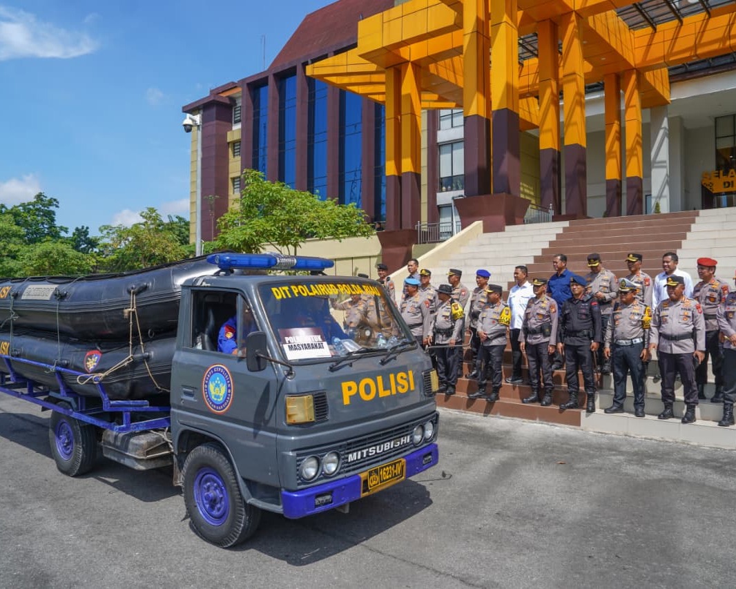 Polda Riau Kirim Ratusan Personel BKO Ke Sumatera Barat, Kapolda: Kemanusiaan Melampaui Batas Yuridiksi