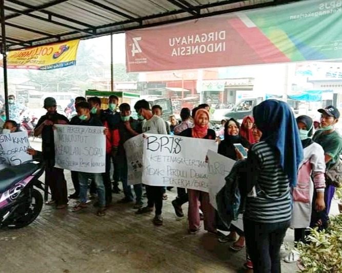 Pekerja Perkebunan Karet, Geruduk BPJS Ketenagakerjaan Labusel