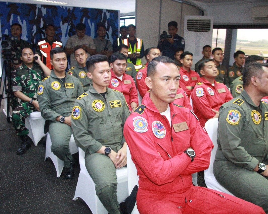 Pangkoopsud I Dampingi Kasau, Hadiri Briefing  Penerbangan Hut Ke-80 RI