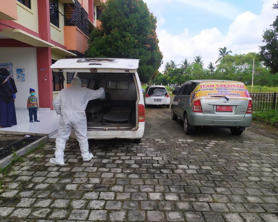 Atasi Covid-19, Pemerintah Provinsi Riau Berikan Bantuan Mobil Operasional Untuk Laksanakan 3T