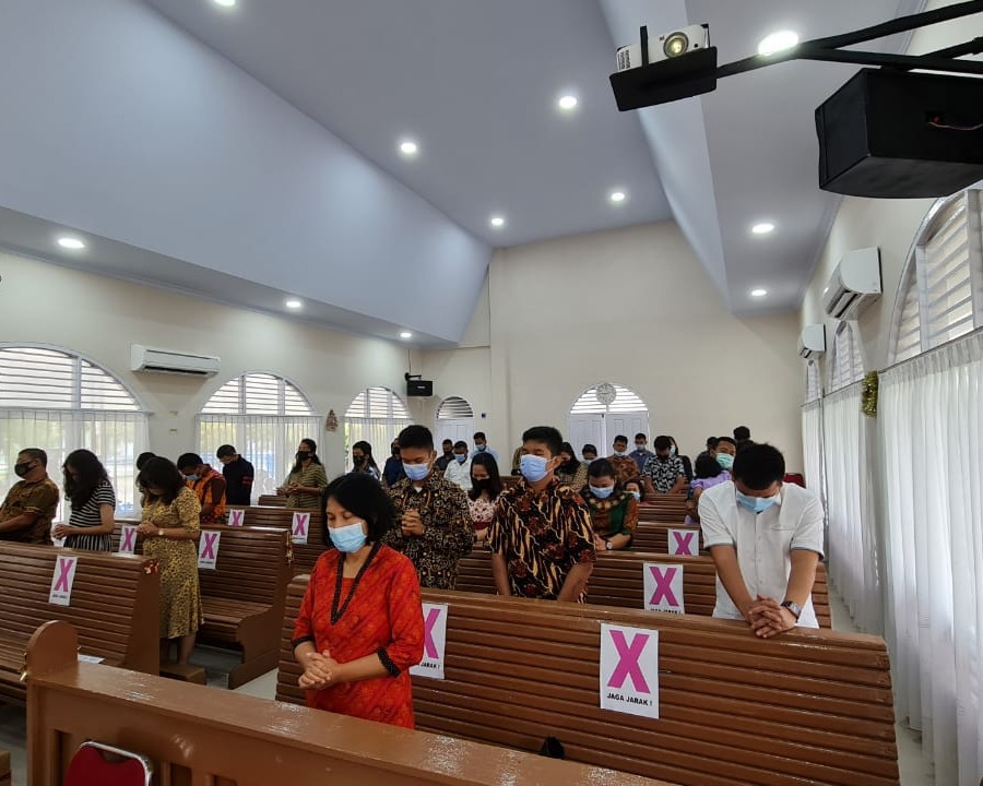 Umat Kristiani Lanud RSN, Awali Tahun 2021 Dengan Melaksanakan Ibadah