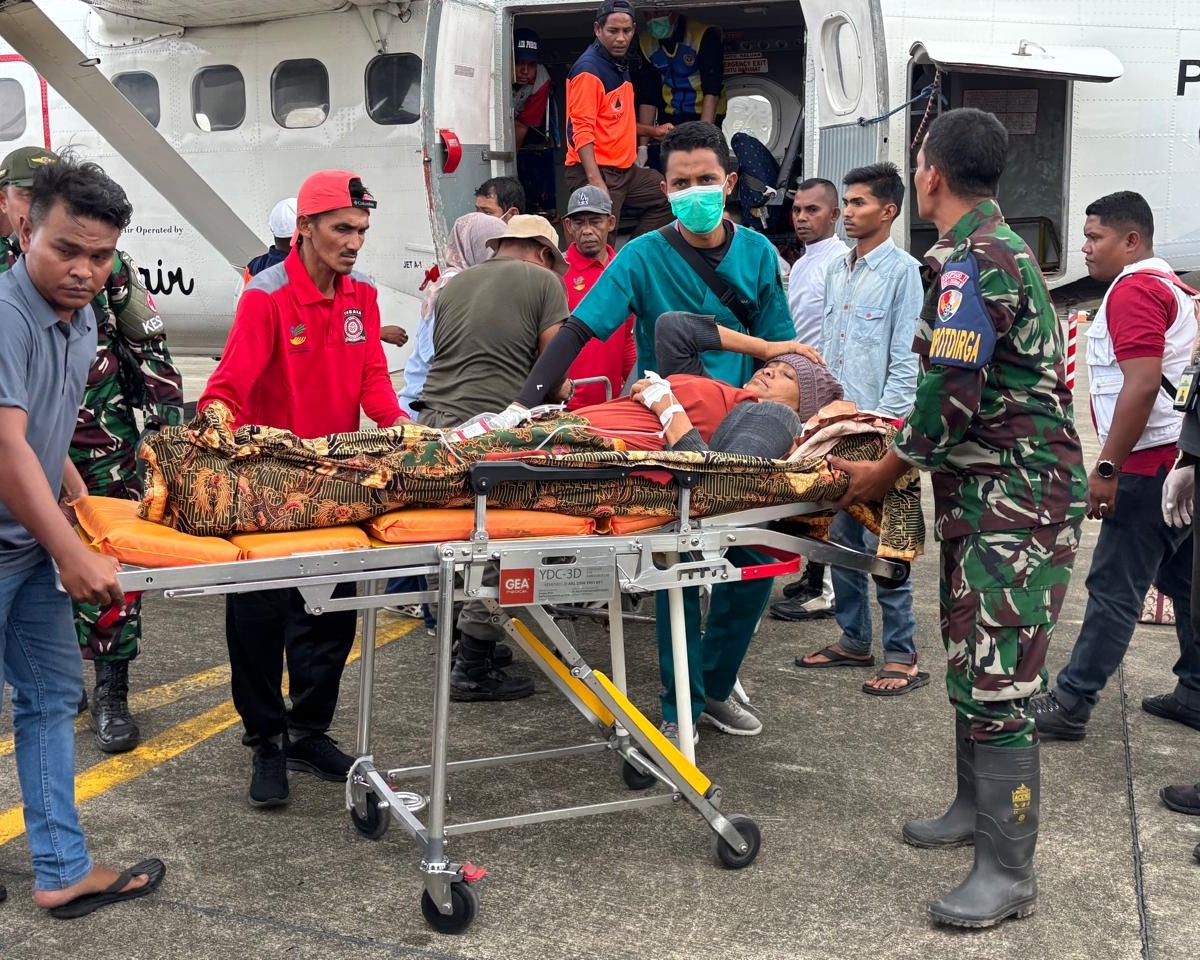 Posko Layanan Kesehatan Sikes Lanud SIM Aktif Layani Warga Terdampak Bencana Alam Aceh