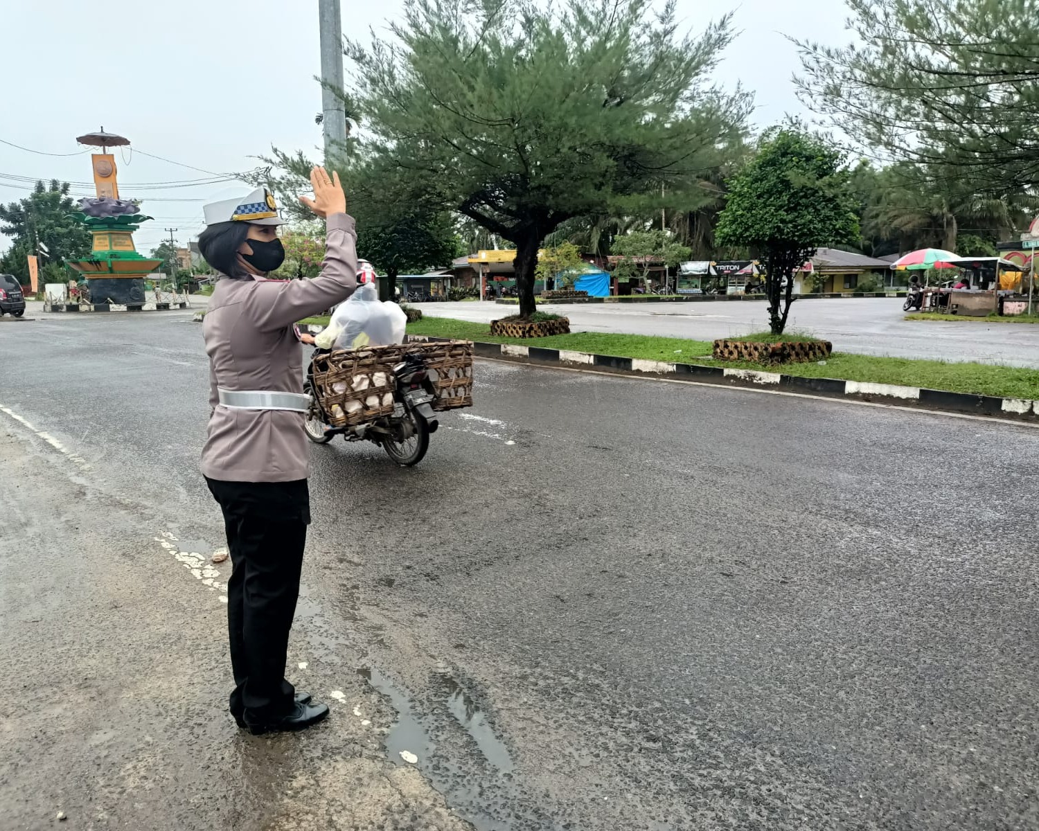 Satlantas Polres Inhu Terus Laksanakan Kegiatan Preventif Dalam Operasi Zebra Lancang Kuning 2022
