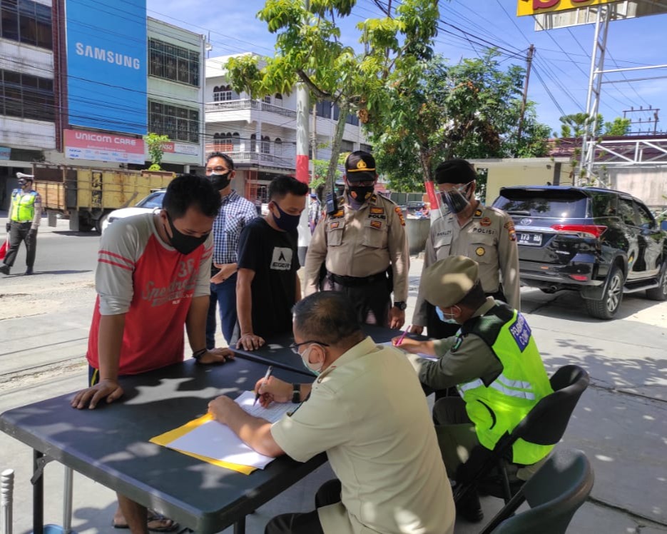 Tim Pemburu Teking Covid-19 Polresta Pekanbaru Laksanakan Operasi Yustisi