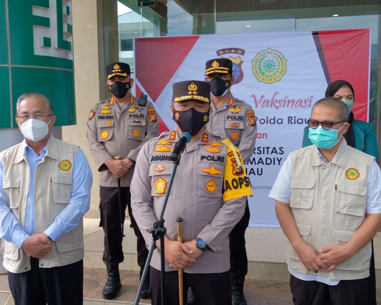 Pacu Percepatan Herd Immunity Lingkungan Kampus, Polda Riau Gandeng UMRI Gelar Vaksinasi