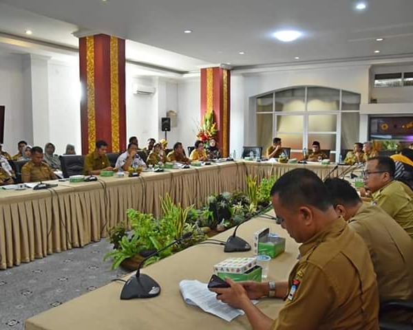 Pemko Rapat Evaluasi Pelaksanaan Event Penas Tani ke XVI  Yang di Gelar Pada 21-25 Juni 2020 di Kota Padang