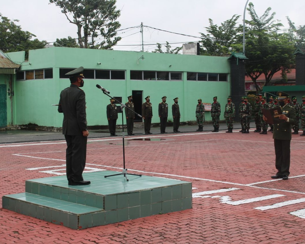 Dandim 0301/PBR Menjadi Irup Bendera Peringatan Hari Pahlawan Tahun 2021