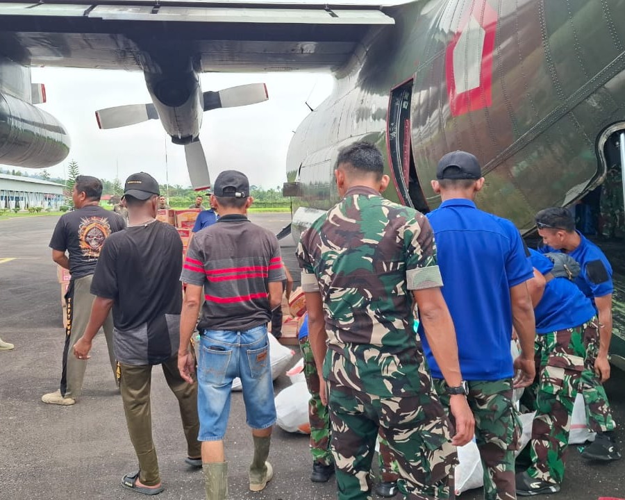 Misi Gulbencal Di Sumatera, Pesawat TNI AU  Salurkan Bansos 1000 Ton Lebih
