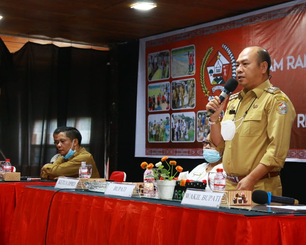 Bupati Taput Pimpin Forum Perangkat Daerah dalam rangka Penyusunan RKPD Tahun 2022