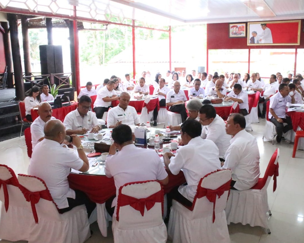 Bupati Pimpin Rapat Koordinasi Semester I TA 2023 di Lingkungan Pemerintah Kabupaten Tapanuli Utara