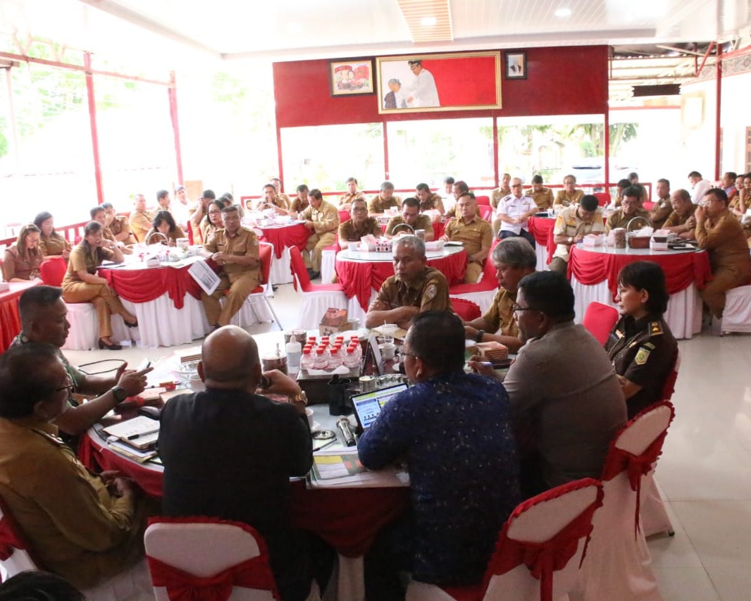 Bupati Pimpin High Level Meeting Pengendalian Inflasi Daerah Kabupaten Tapanuli Utara