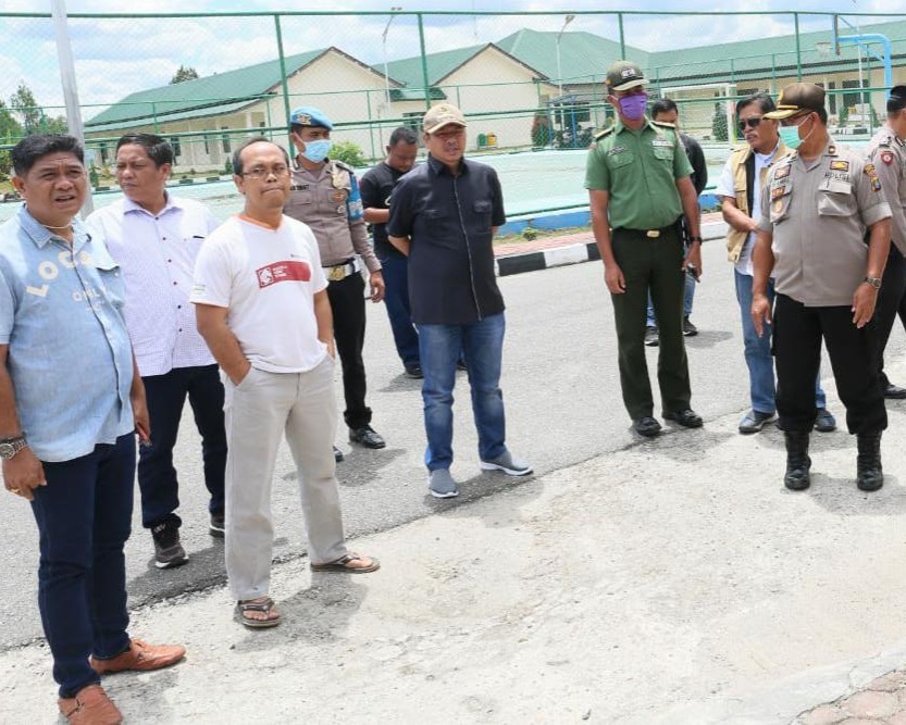 Bupati Taput Meninjau Perumahan PT. SOL di Siarang - Arang Desa Partali Julu