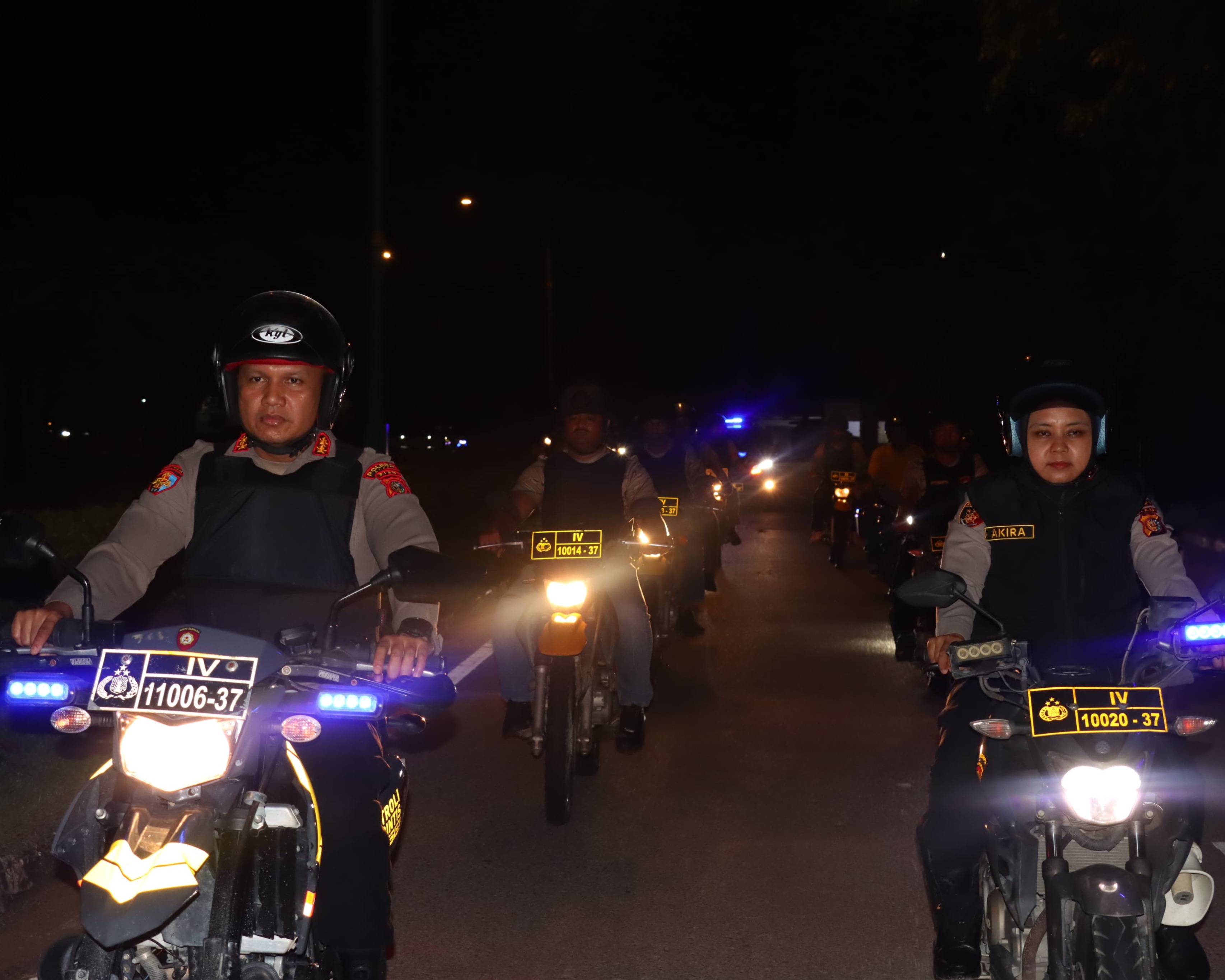 Polres Siak Gelar Patroli Blue Light Dan TIM RAGA, Wujudkan Kamtibmas Aman Kondusif Sekaligus Sosialisasi Green Policing