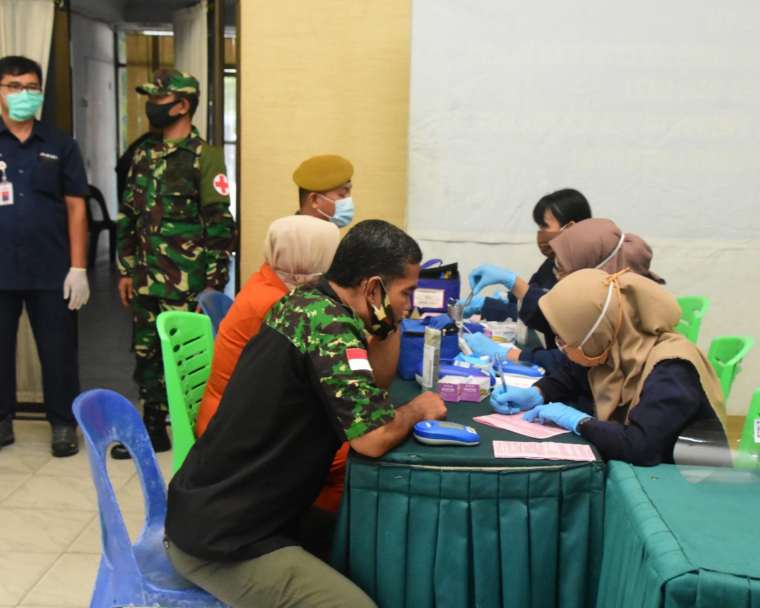 Sambut HUT Ke - 70 Kodam I/Bukit Barisan, Korem 031/Wira Bima Gelar Bakti Sosial Donor Darah