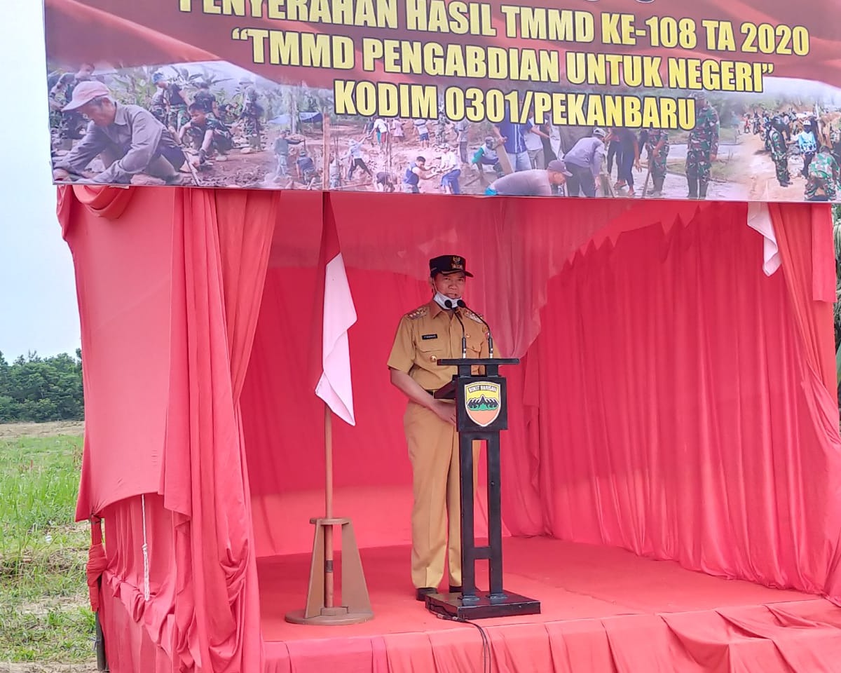 Dandim 0301/PBR Bersama Walikota Pekanbaru Tutup Program TMMD Ke-108 Tahun 2020