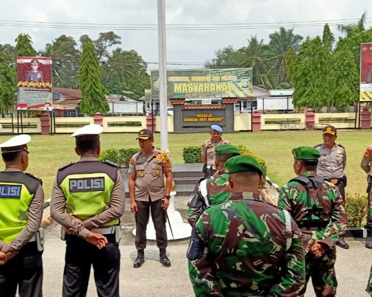 Antisipasi Gangguan Kamtibmas, Polres Kampar Gelar Patroli Gabungan Bersama TNI