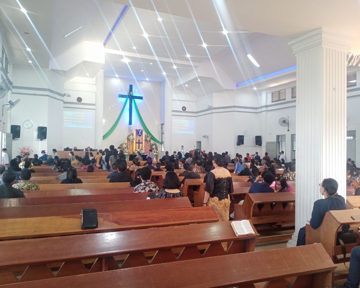 Babinsa Kodim 0301/PBR Monitoring Kegiatan Ibadah Hari Jumat Agung di Gereja HKBP Resort Rajawali