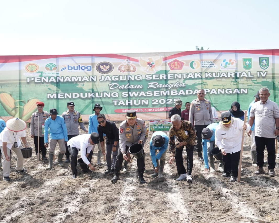 Polda Riau Gelar Penanaman Jagung Serentak Kuartal IV
