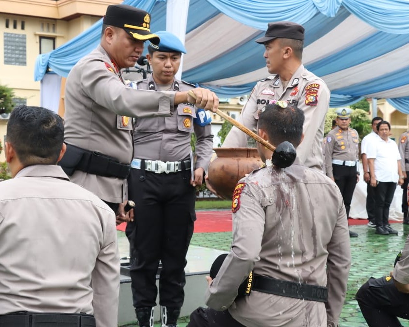 Kapolres Siak Pimpin Pembinaan Tradisi Perwira Remaja, Tekankan Profesionalisme dan Integritas