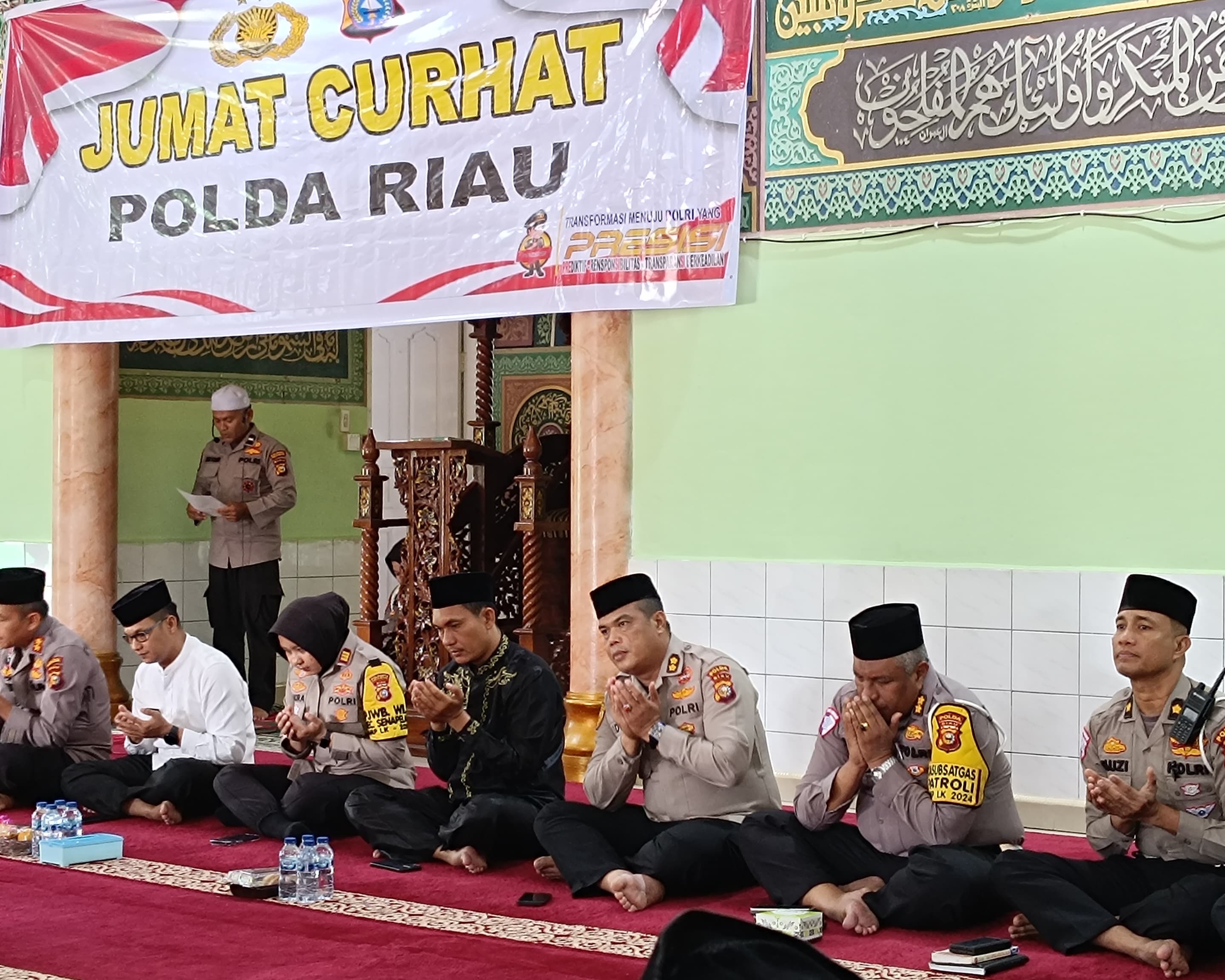 Program Jumat Curhat, Ditlantas Polda Riau Ajak Masyarakat Sukseskan Pilkada 2024 dan Tertib Berlalu Lintas