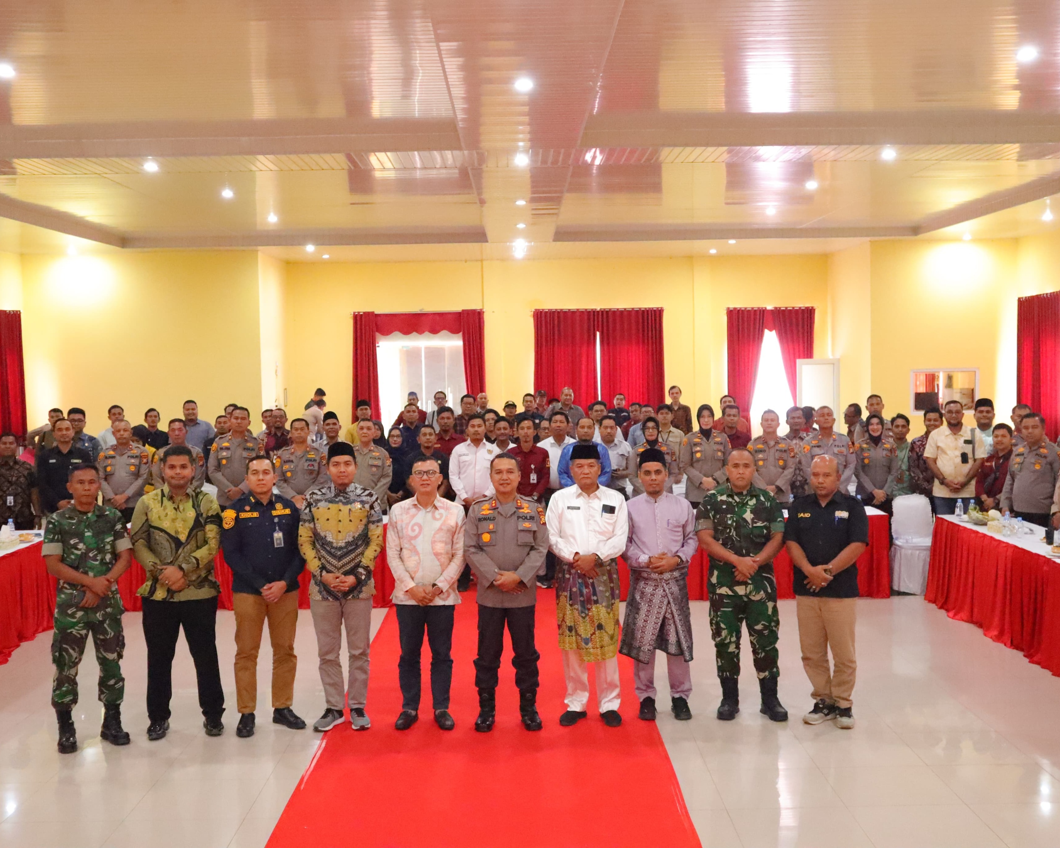 Kapolres Kampar AKBP Ronald Sumaja Pimpin Rapat Eksternal Operasi Mantap Praja Lancang Kuning 2024