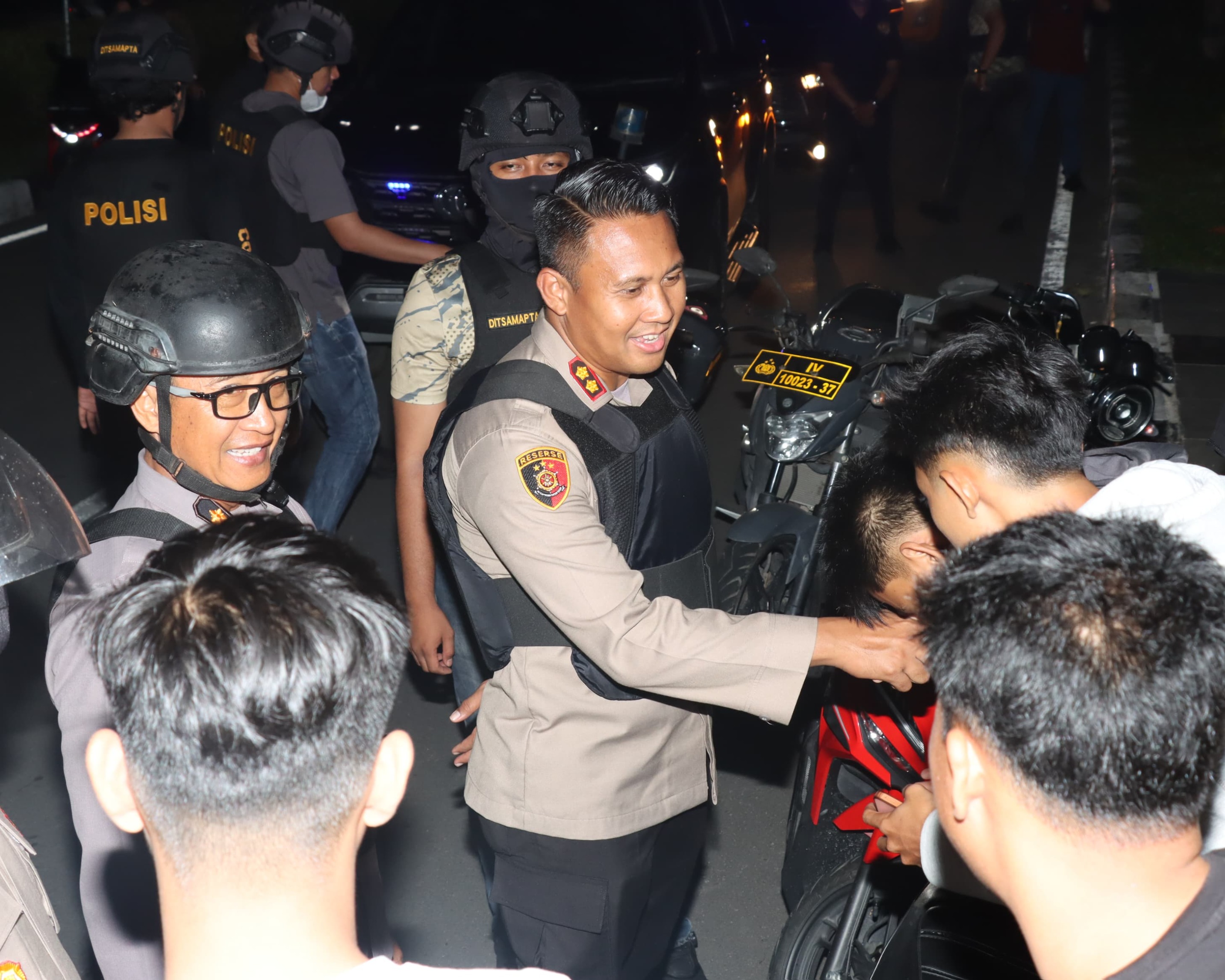 Kapolres Pimpin Patroli KRYD: Ciptakan Keamanan Dan Ketertiban Di Kabupaten Siak