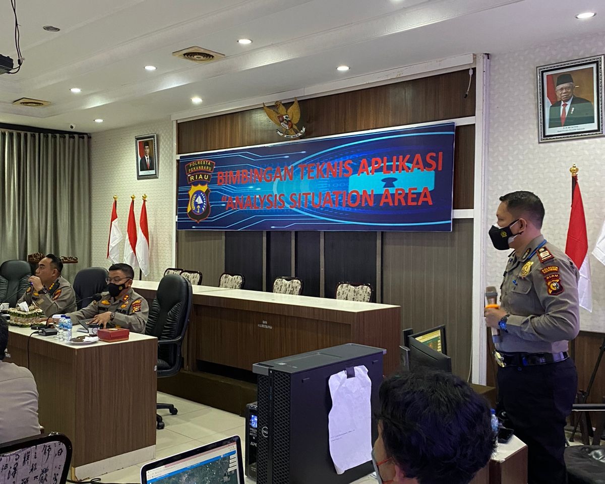 Bentuk Wujud Implementasikan Program Presisi, Kapolresta Pekanbaru Kombes Pol Pria Budi Buat Suatu Aplikasi