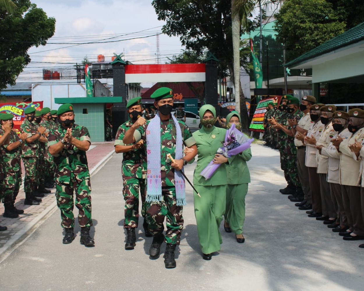 Tradisi Penyambutan dan Pelepasan Dandim 0301/Pekanbaru