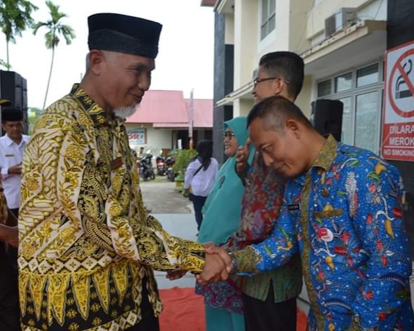 Wali Kota Padang Mengingatkan Camat Agar Melakukan Koordinasi Dengan Jajarannya