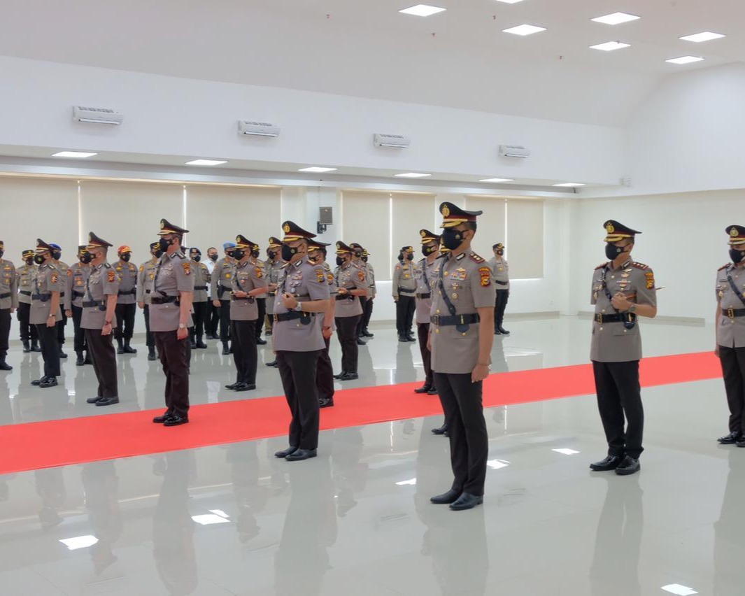 Pimpin Sertijab PJU dan Kapolres, Kapolda Riau: Mutasi Merupakan Dinamika Organisasi Dalam Meningkatkan Kualitas Pelayanan Polri Kepada Masyarakat