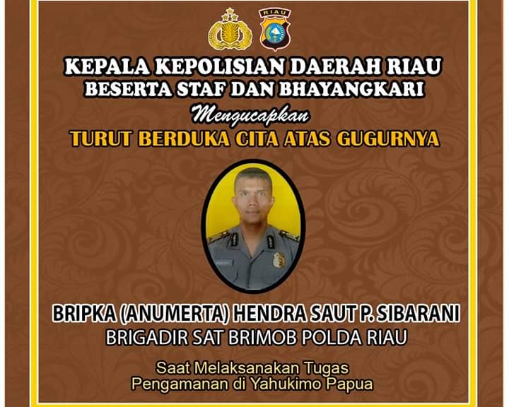 Dansat Brimob Polda Riau Serahkan Langsung Jenazah Almarhum Brigadir (Anumerta) Hendra Saut Parulian Sibarani Kepada Pihak Keluarga