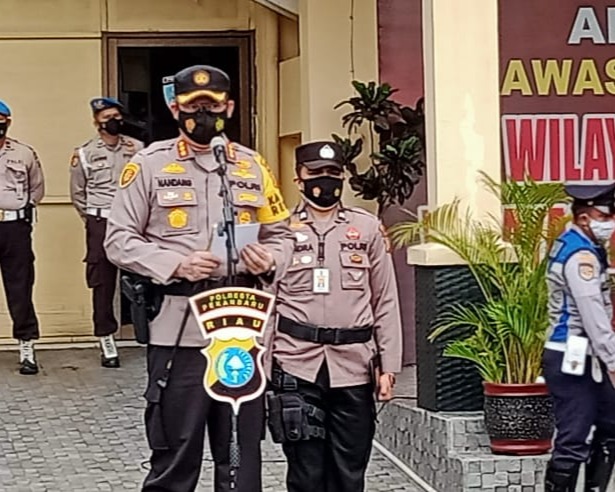 Kapolresta Pekanbaru Pimpin Apel Gelar Pasukan Operasi Keselamatan Tahun 2021