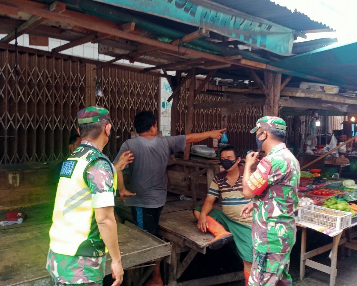 Kodim 0301/PBR Fokuskan Penegakan Disiplin Prokes di Pasar Tradisional