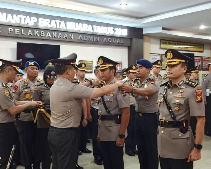 Kapolda Riau Pimpin Upacara Sertijab Kapolres Kampar