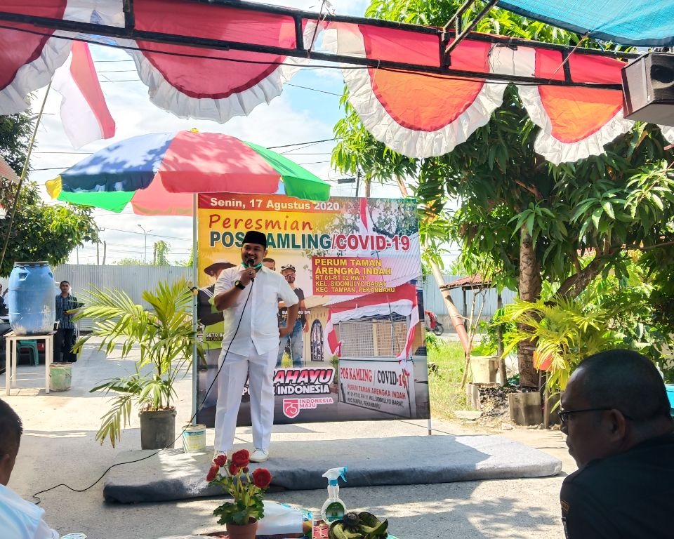 Personil Babinsa Kodim 0301/PBR Hadiri Peresmian Pos Kamling Covid-19 Di Kelurahan Sidomulyo Barat