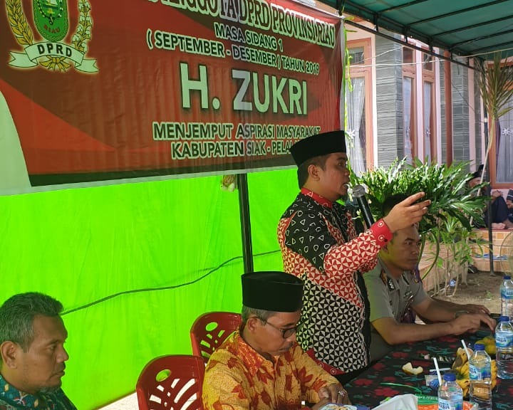 Reses Di Dua Desa Kabupaten Pelalawan, Anggota DPRD Provinsi Riau Zukri Misran Disambut Meriah Oleh Masyarakat