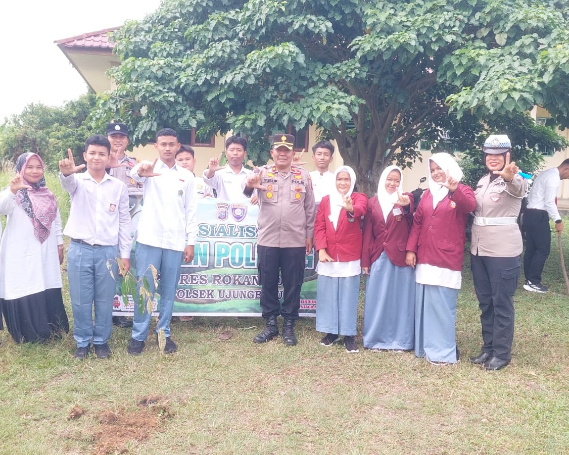 Polres Rohul Dukung Program Kapolda Riau Melalui Green Policing