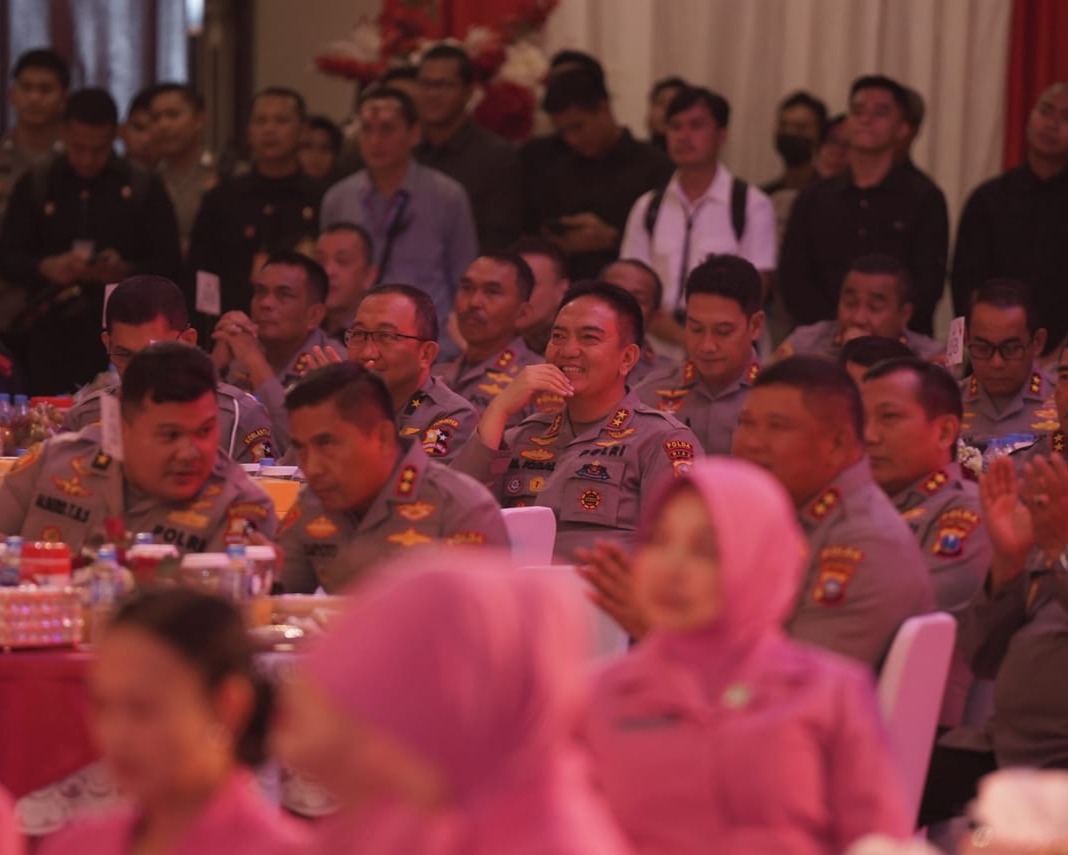Kapolda Riau Hadiri Sertijab dan Tradisi Pengantar Tugas Wakapolri Komjen Pol Prof Dr Gatot Eddy Pramono M.Si di Jakarta