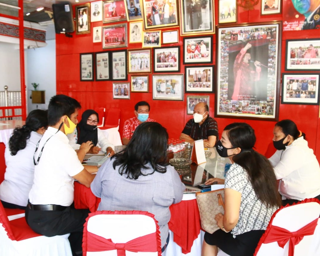 Sukseskan Program Pendataan Keluarga Tahun 2021 Kabupaten Tapanuli Utara Secara Online, Bupati Taput Sebagai Peserta Perdana