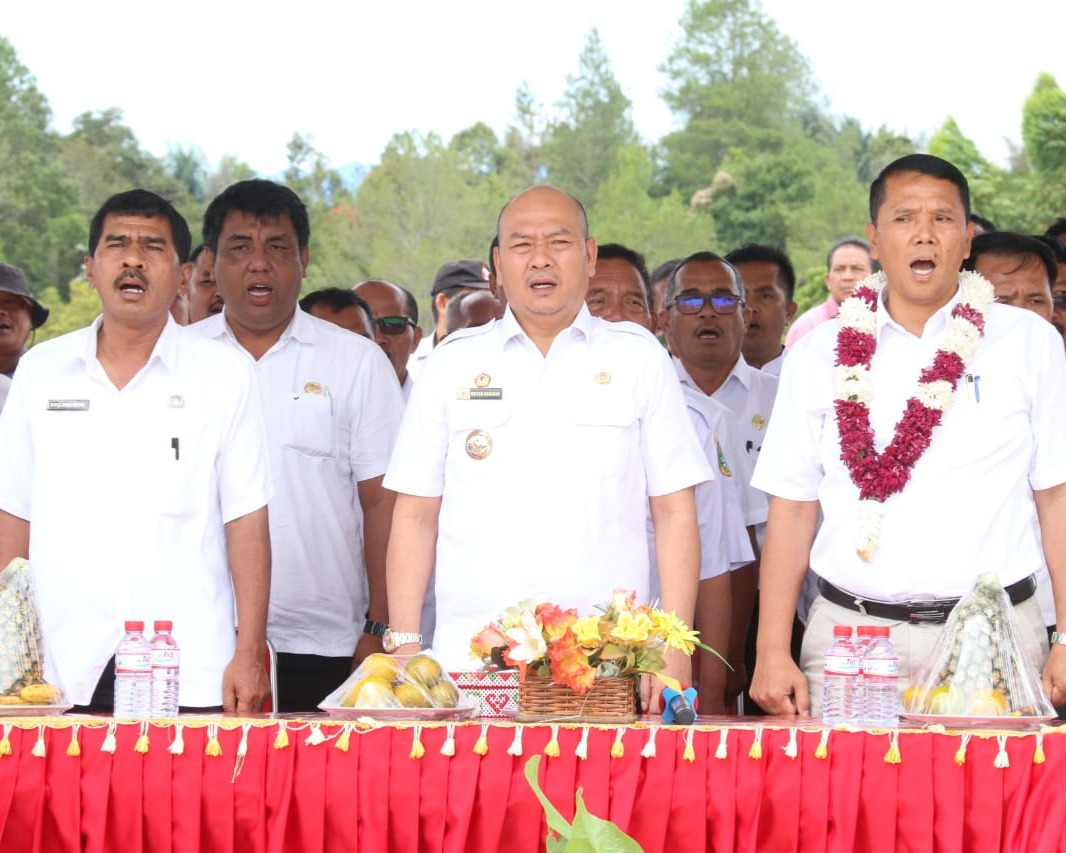 Bupati Taput Laksanakan Peletakan Batu Pertama Unit Sekolah Baru SMA Negeri 2 Pangaribuan