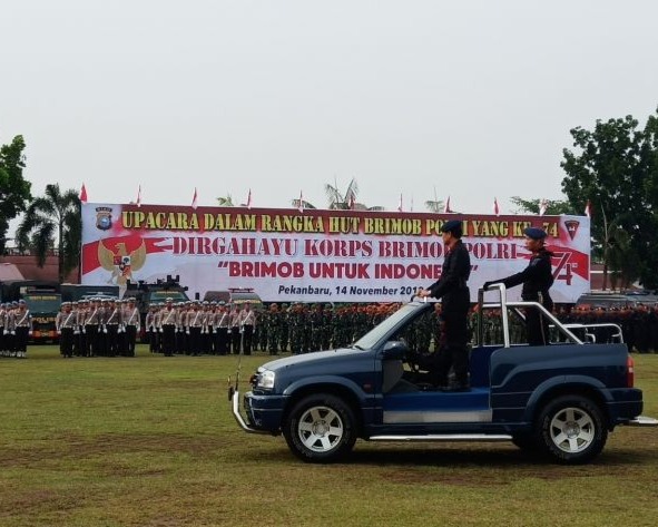 Wakapolda Riau Pimpin Upacara HUT Korps Brimob Polri Ke 74