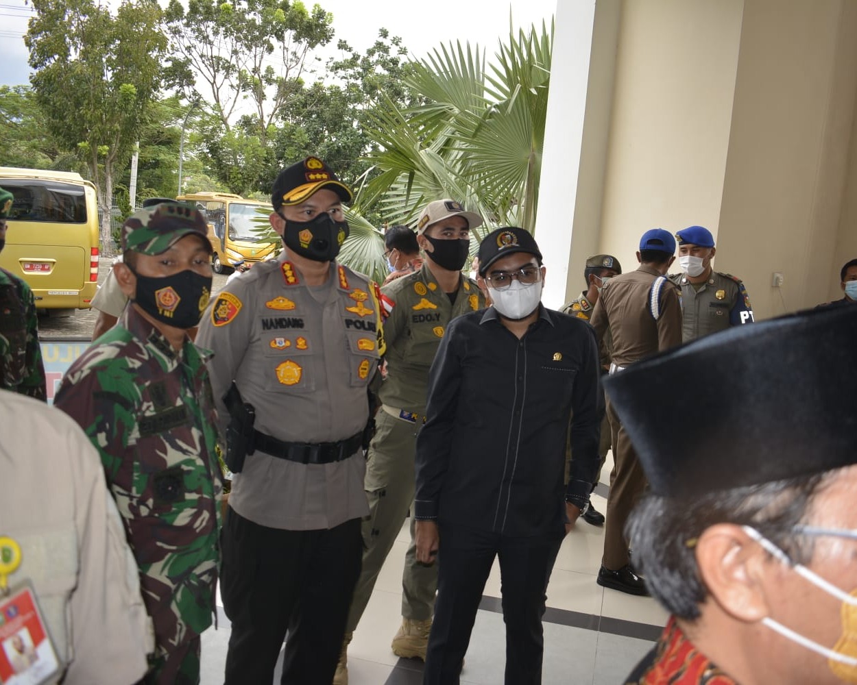 Dandim 0301/PBR Bersama Unsur Forkompinda Pekanbaru Tinjau Pos PAM Natal 2020 dan Tahun Baru 2021