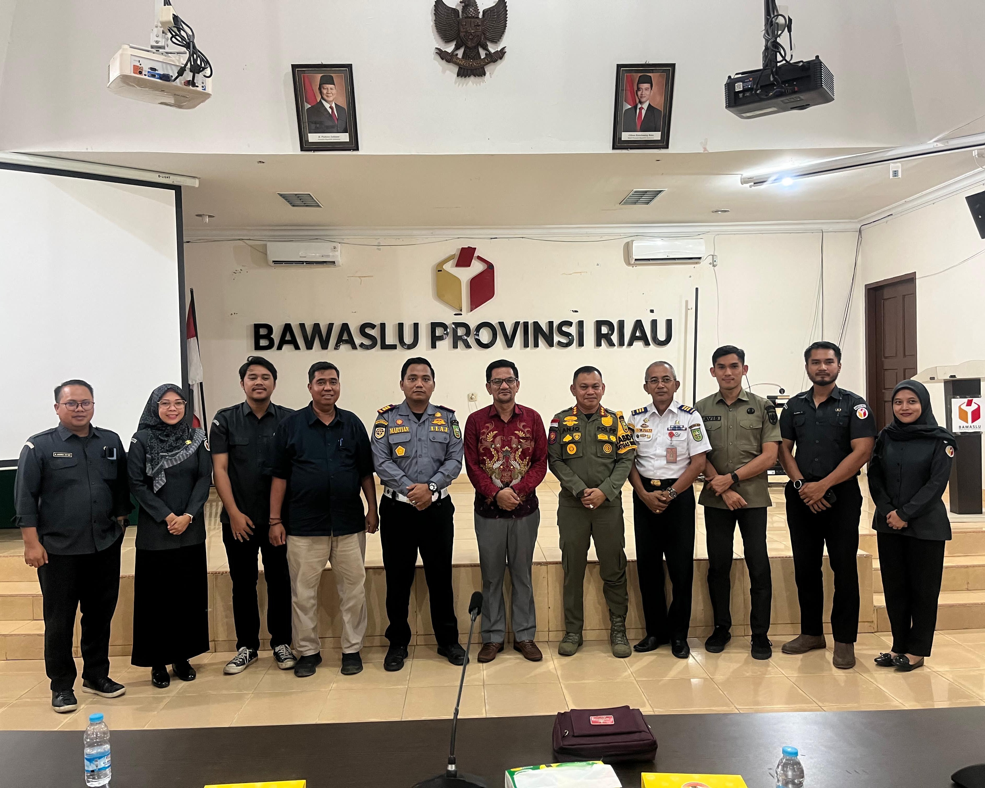 Perkuat Pengawasan, Bawaslu Riau Rapat Koordinasi Terkait Pengawasan Kampanye dan Alat Peraga Kampanye Pemilihan Tahun 2024