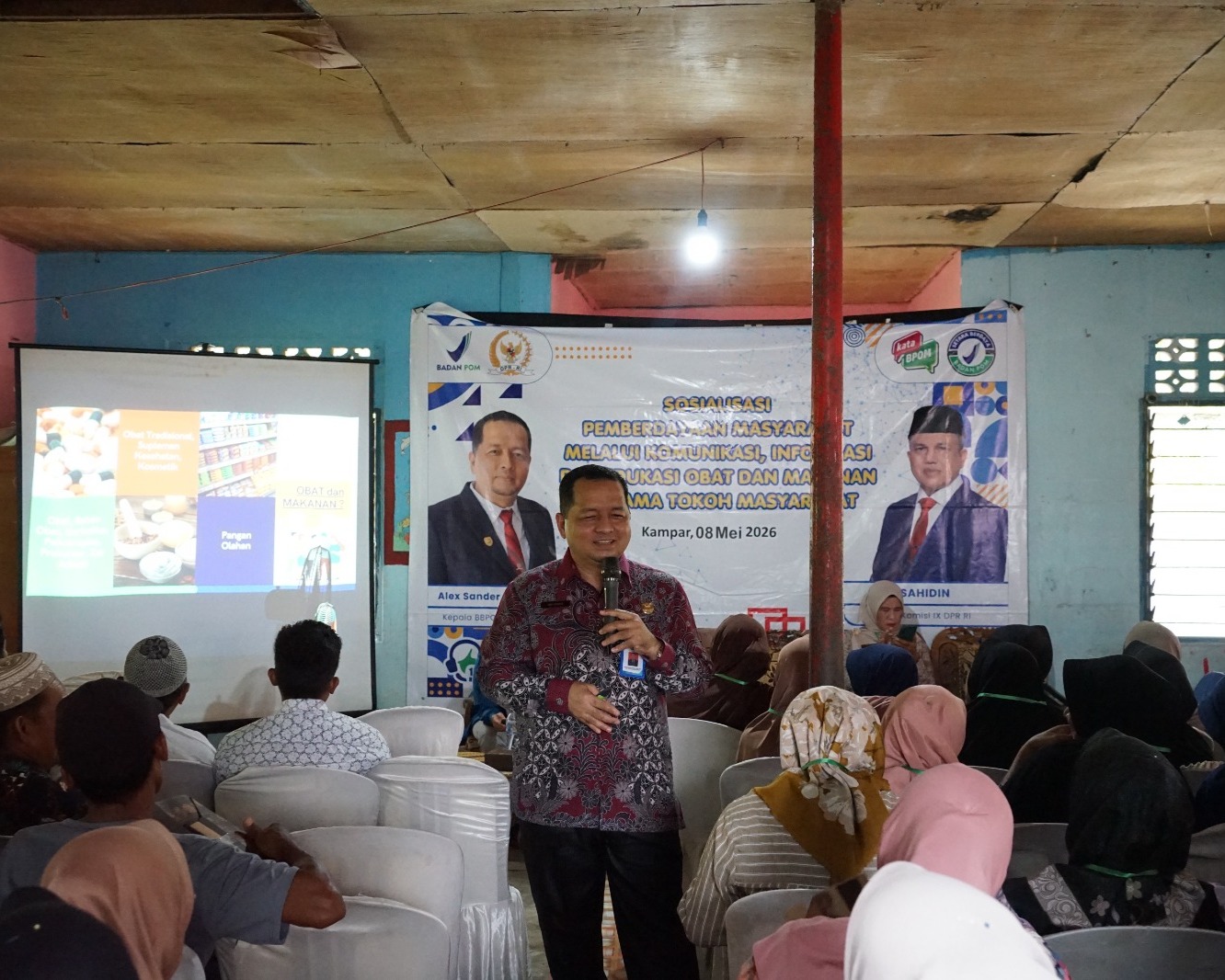 BBPOM Pekanbaru Dan Ir. H. Sahidin Gelar KIE di Kuok: Edukasi Profil BPOM, Keamanan Kosmetik, Hingga Pencegahan Stunting